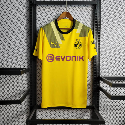 Drittes Auswärts-Fußballtrikot 2022/2023 von Dortmund