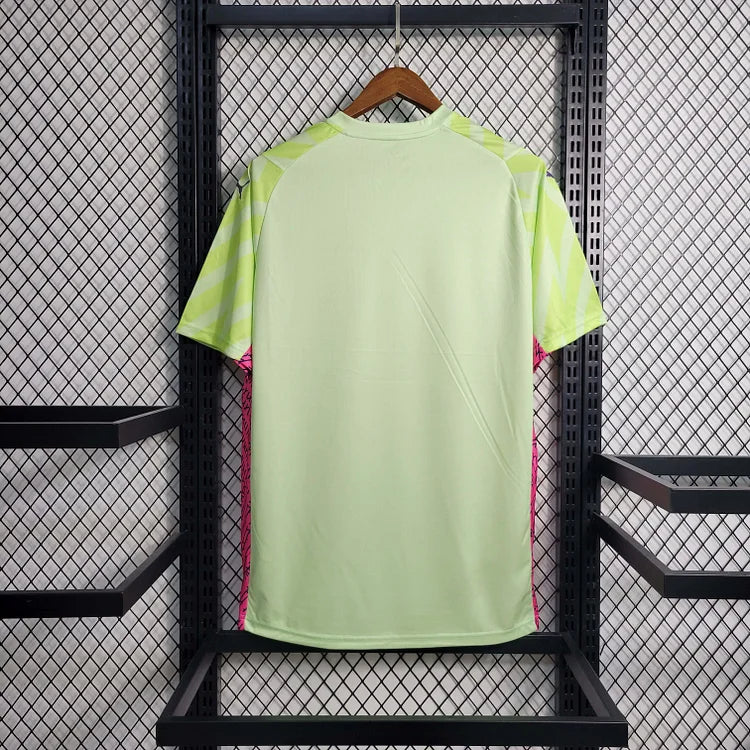 2023/2024 Manchester City Goalkeeper Fluorescent Green Football Shirt