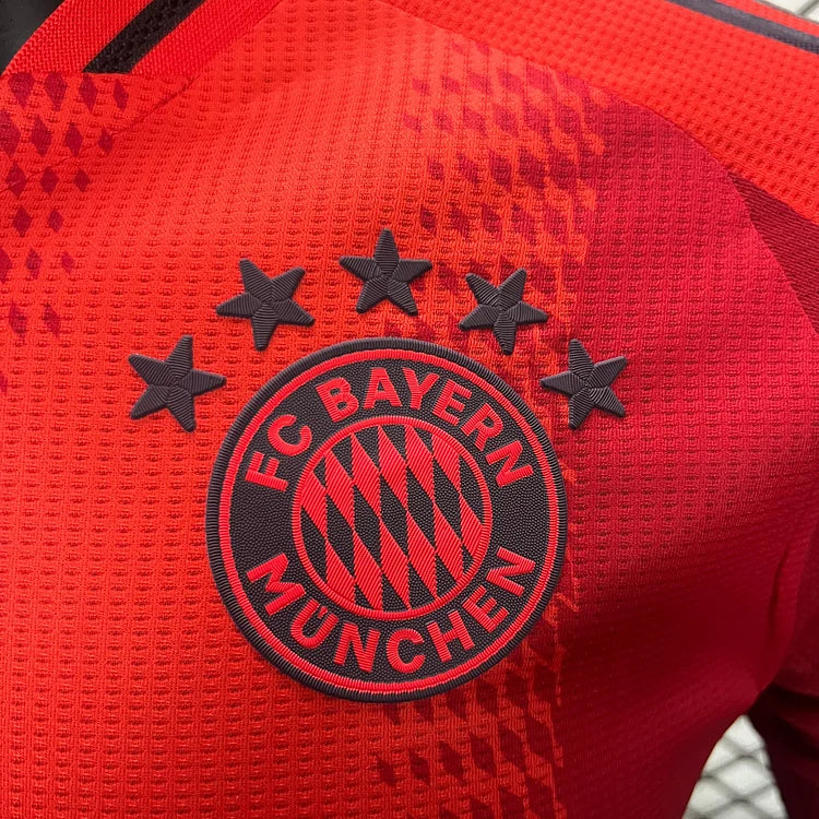 2024/2025 Spielerversion Bayern München Heim-Fußballtrikot