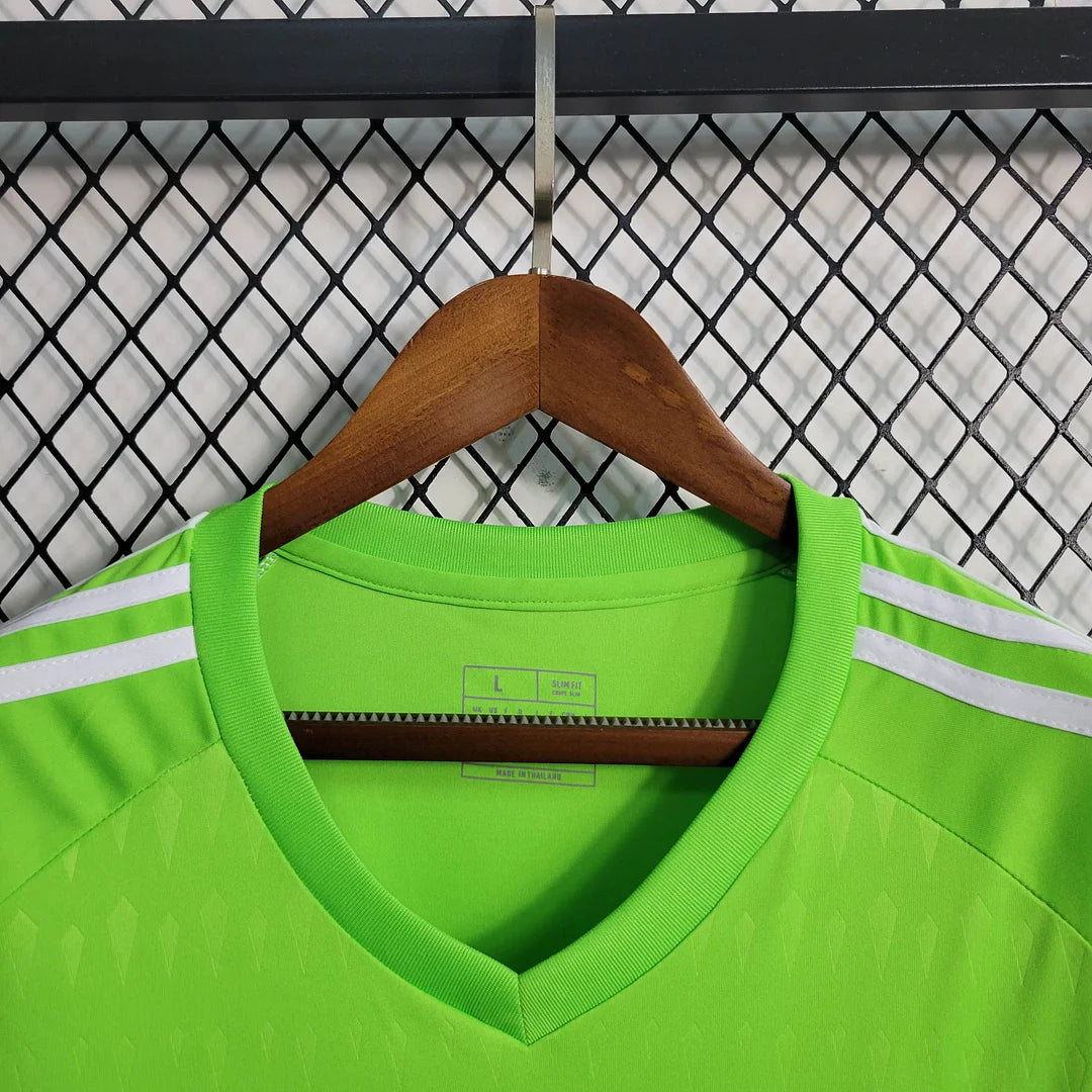 2023/2024 Real Madrid Goalkeeper Green Football Shirt