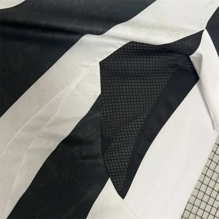 24/25 Juventus Heimtrikot