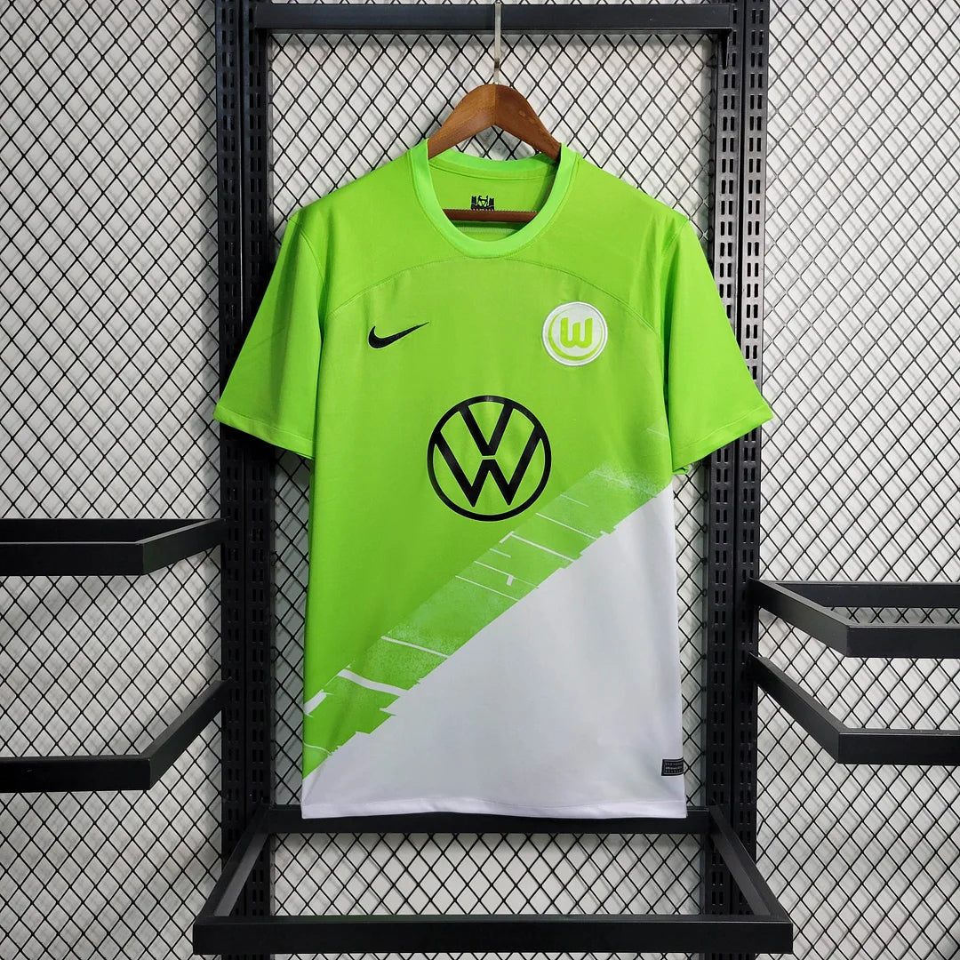 Heimtrikot des VfL Wolfsburg 2023/2024