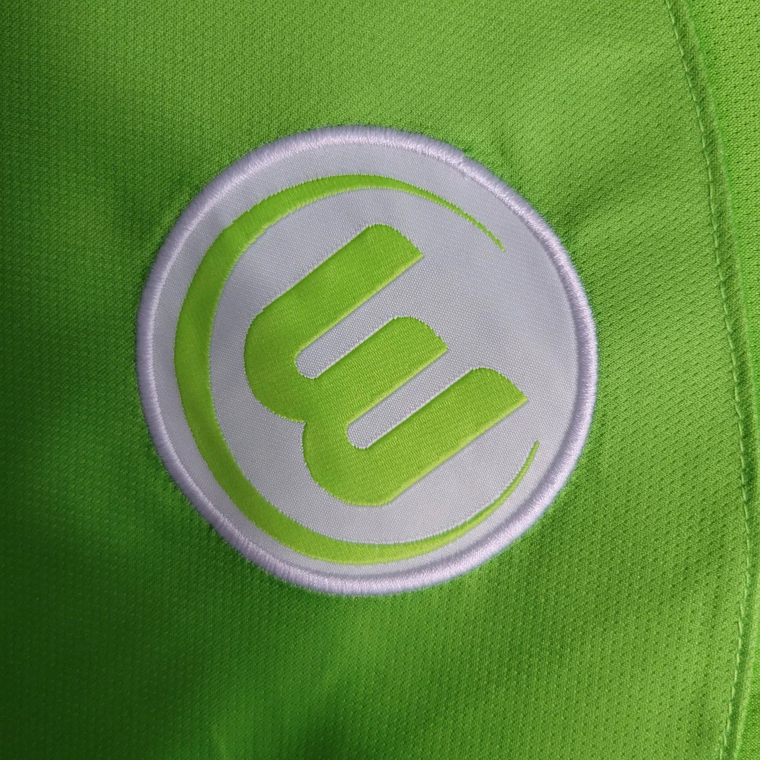 Heimtrikot des VfL Wolfsburg 2023/2024