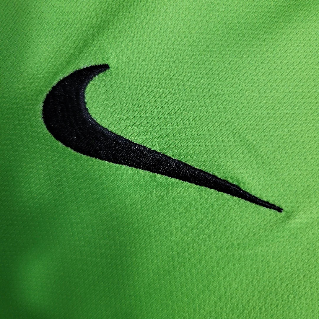 Heimtrikot des VfL Wolfsburg 2023/2024