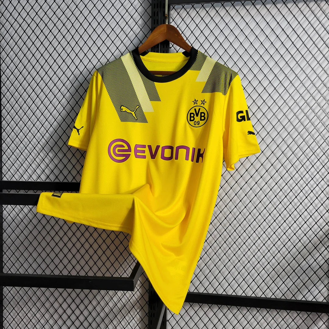 Drittes Auswärts-Fußballtrikot 2022/2023 von Dortmund